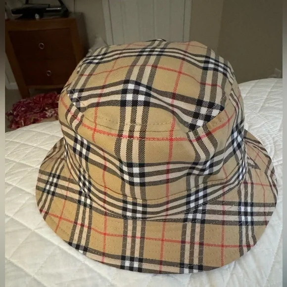 Burberry Tan and Black Check Bucket Hat - Picture 7 of 7